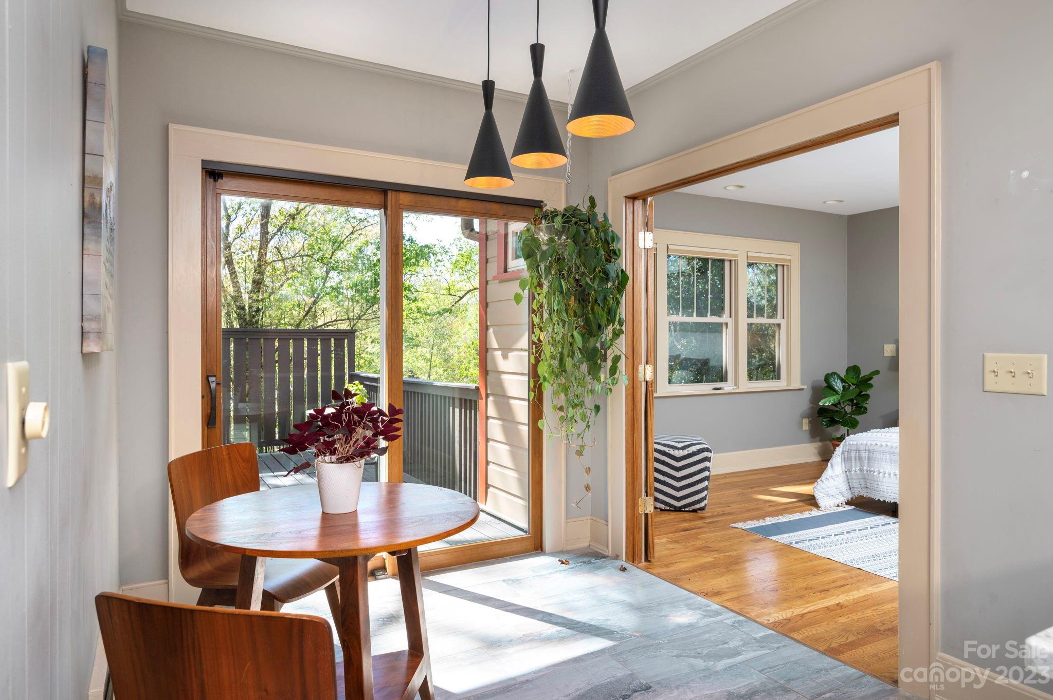 86 Mitchell Avenue Asheville NC 28806