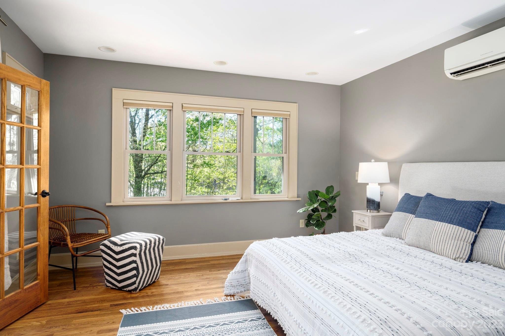 86 Mitchell Avenue Asheville NC 28806