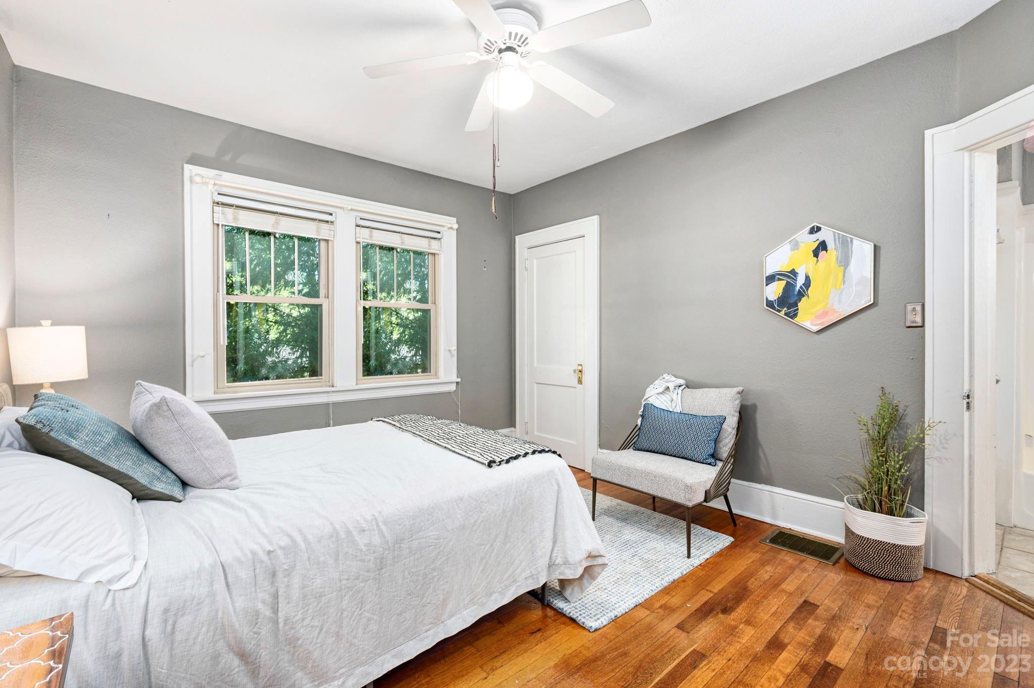 86 Mitchell Avenue Asheville NC 28806