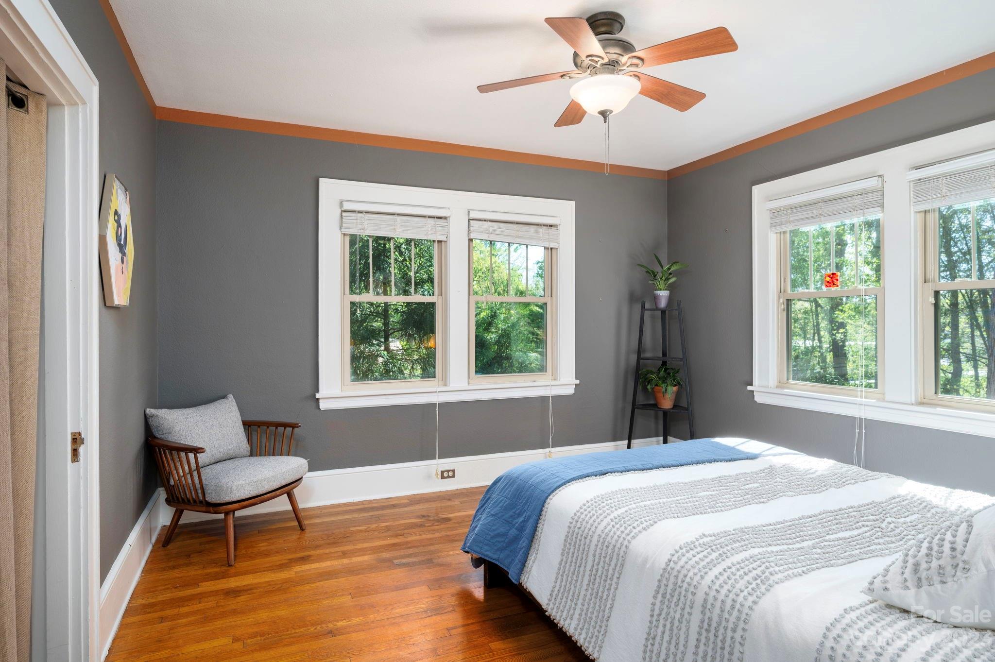 86 Mitchell Avenue Asheville NC 28806
