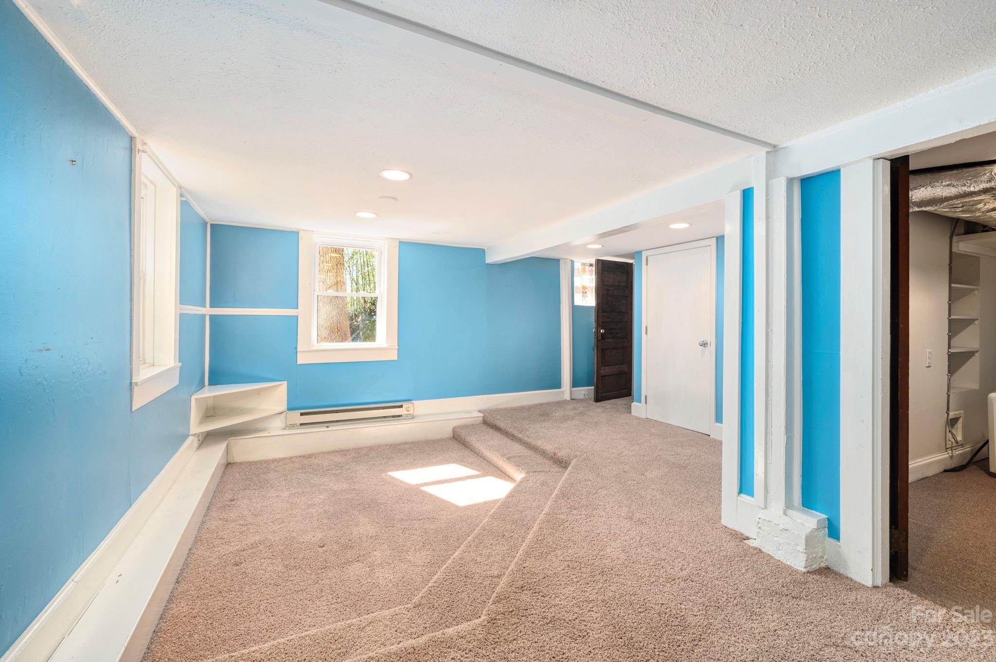 86 Mitchell Avenue Asheville NC 28806