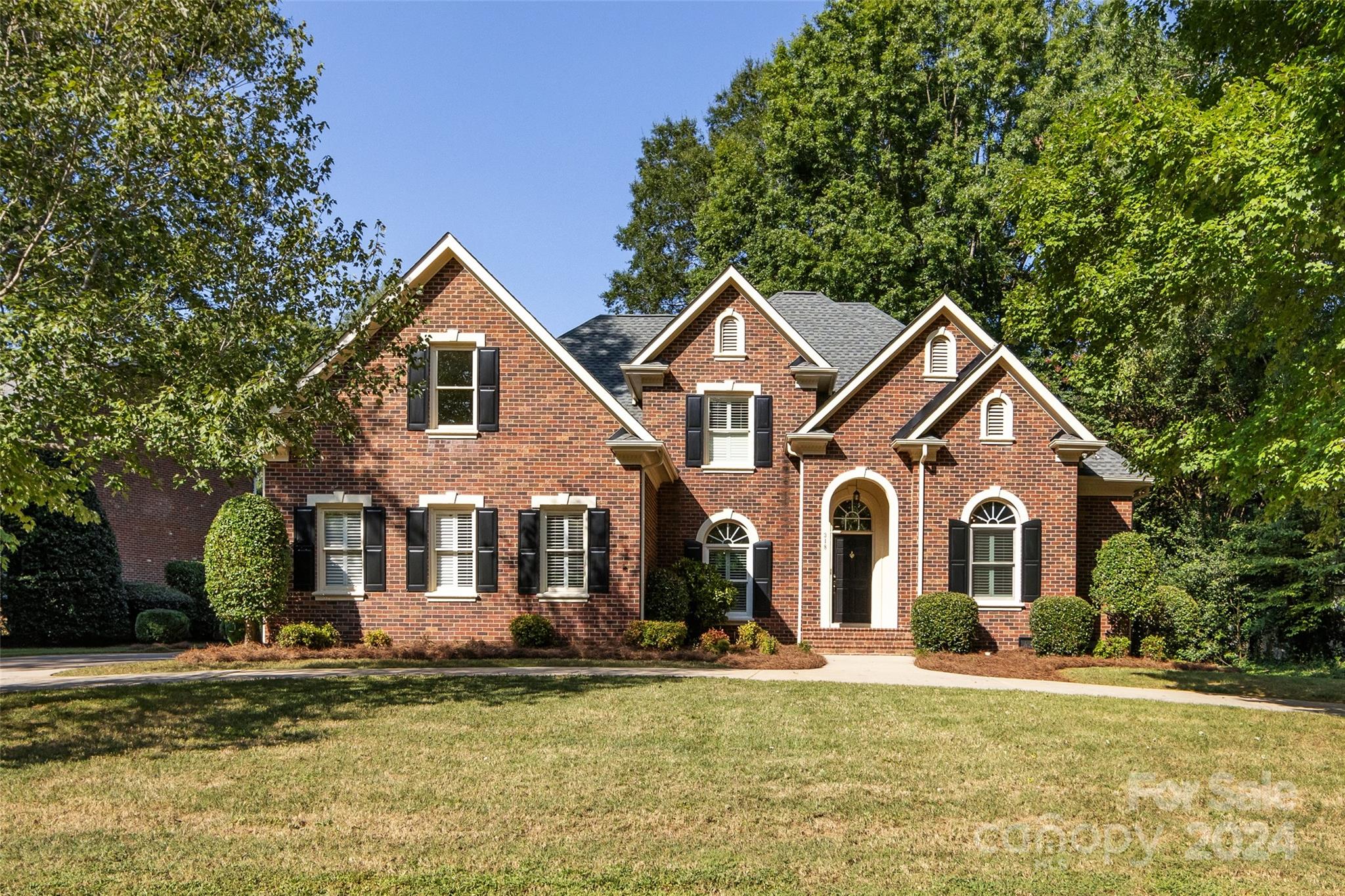 318 Summermore Drive Charlotte NC 28270