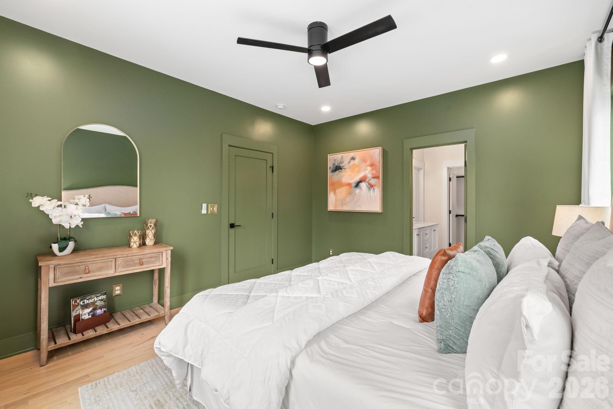 1933 St Paul Street Charlotte NC 28216
