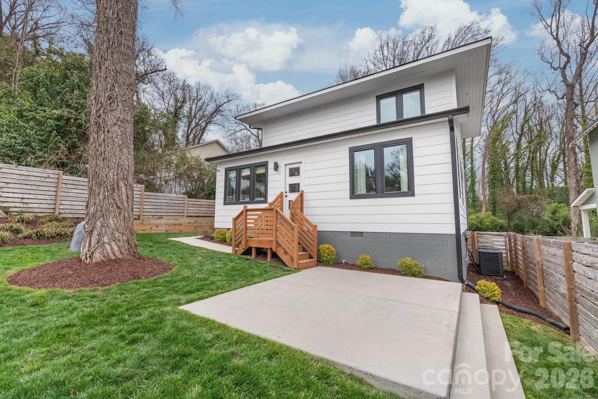 1933 St Paul Street Charlotte NC 28216
