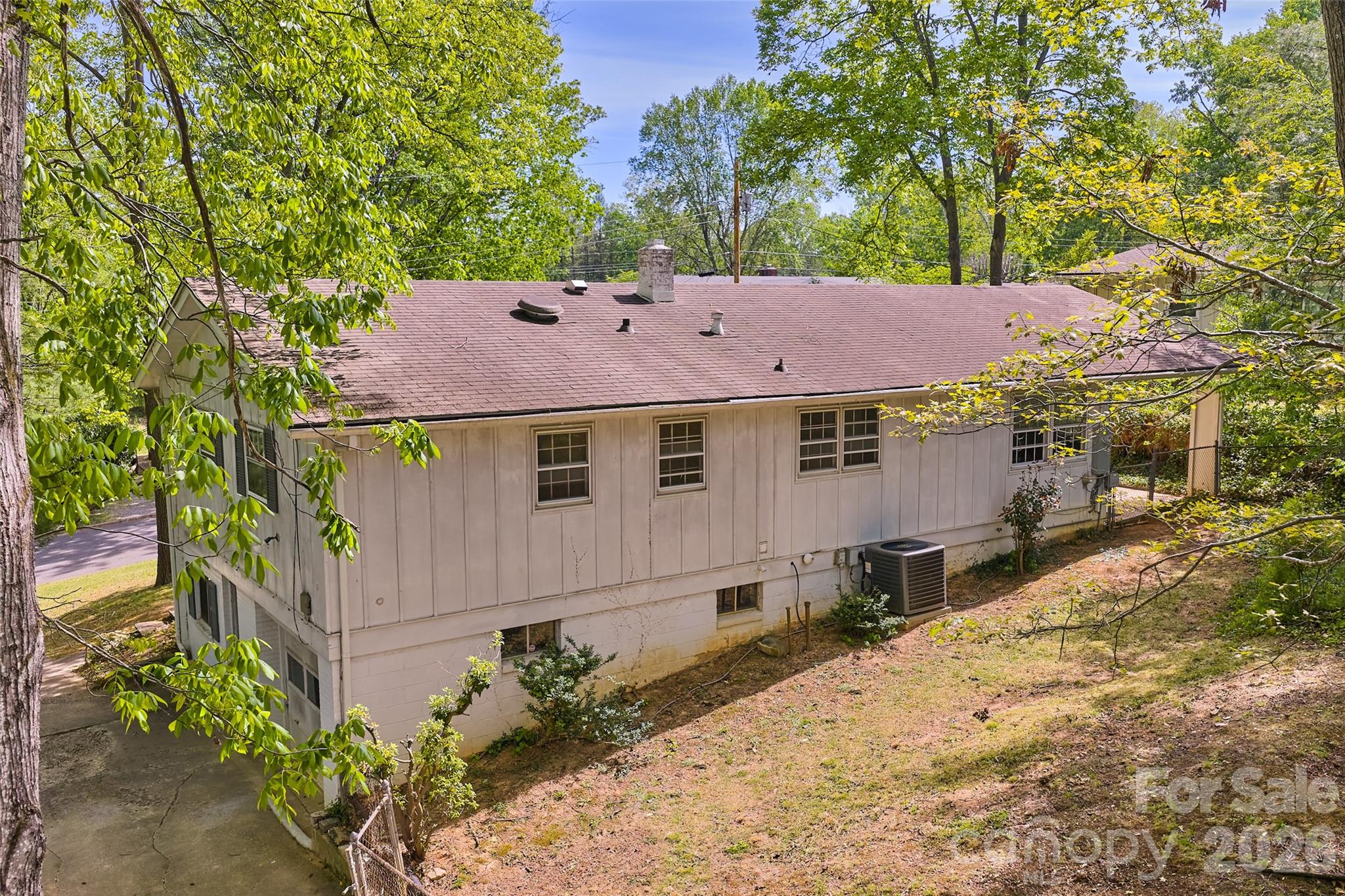 68 Imperial Court Asheville NC 28803
