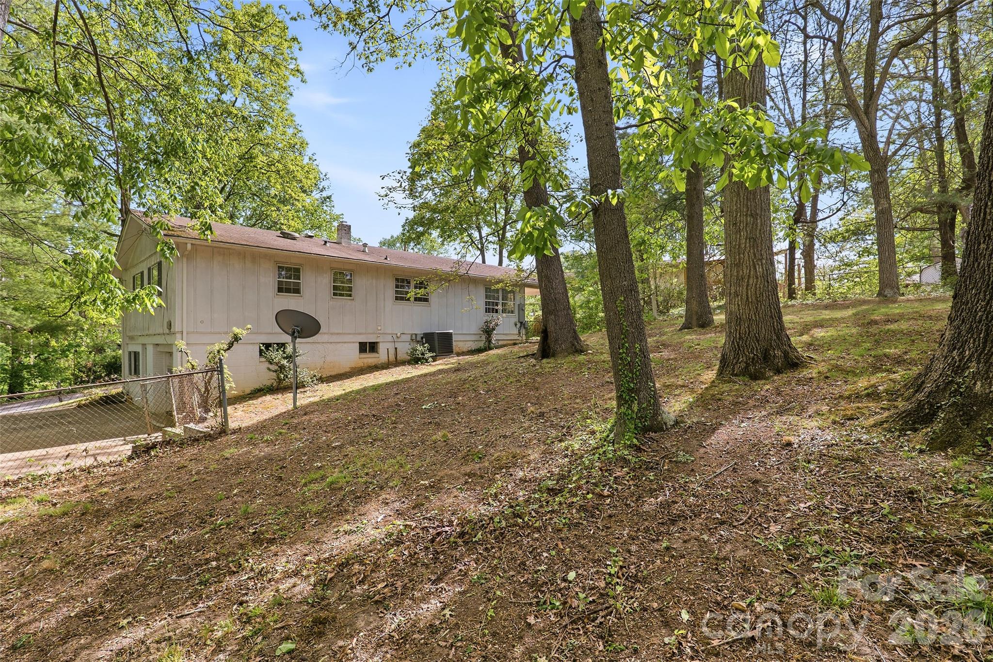 68 Imperial Court Asheville NC 28803