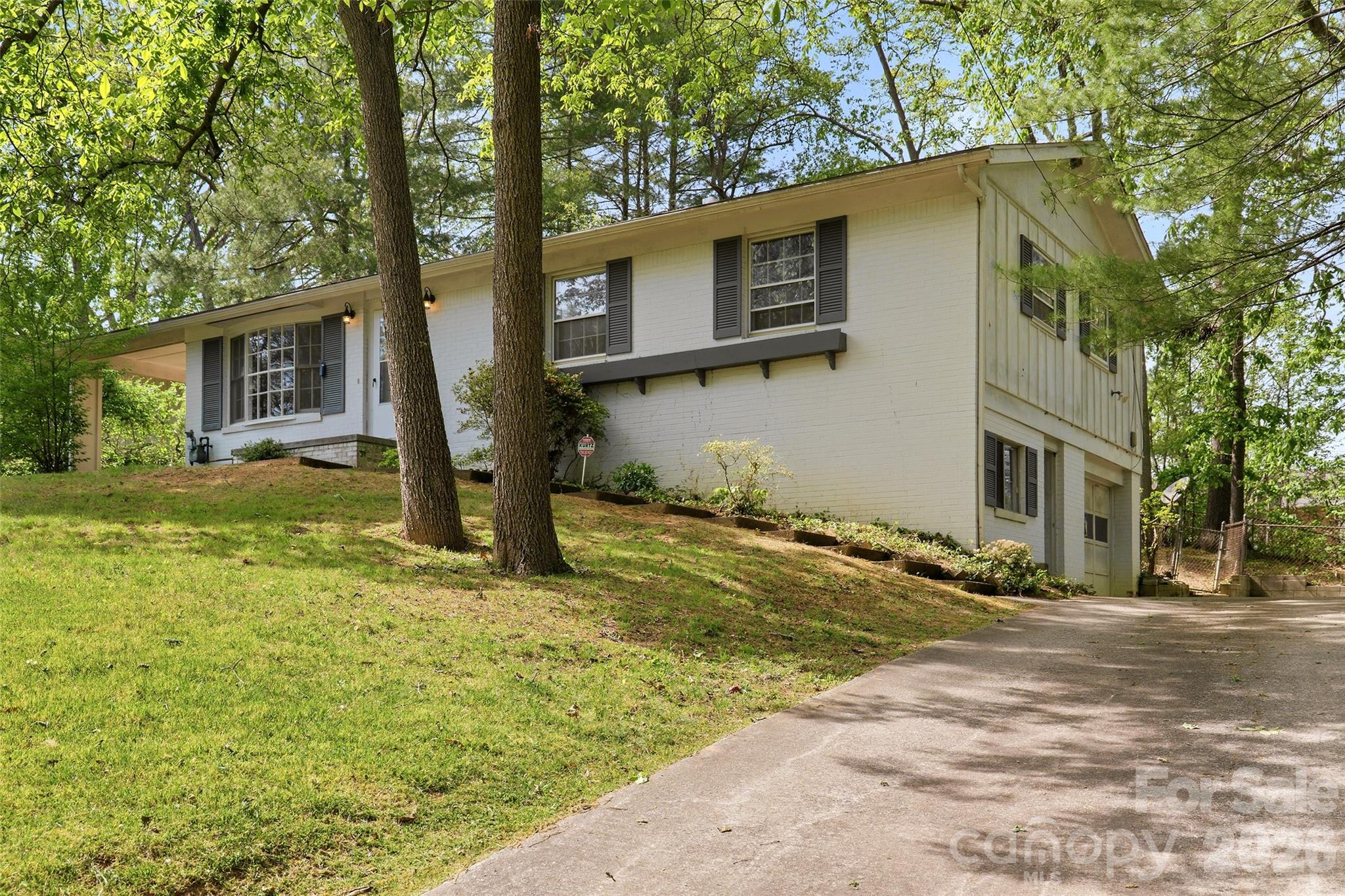 68 Imperial Court Asheville NC 28803