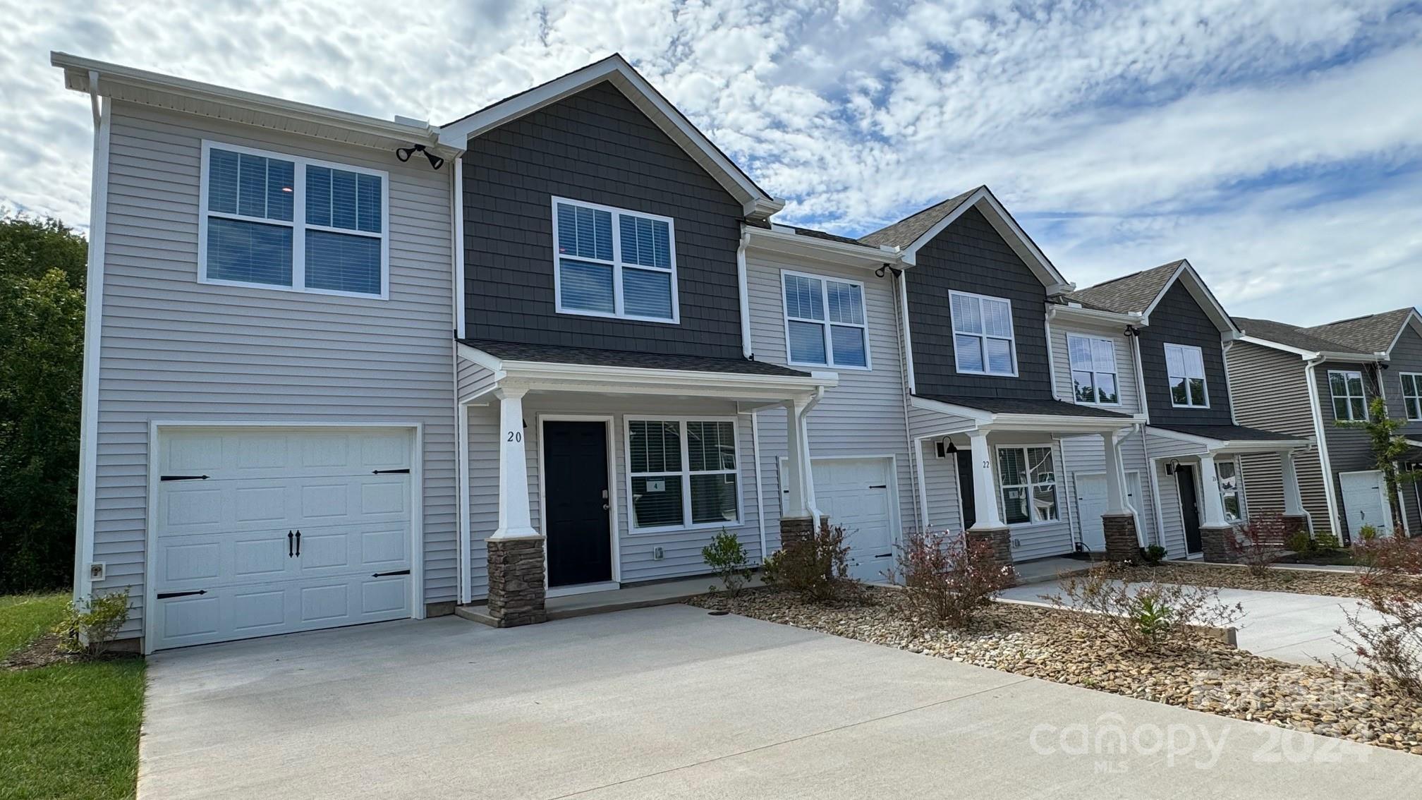 33 Cain Hollow Way Asheville NC 28806