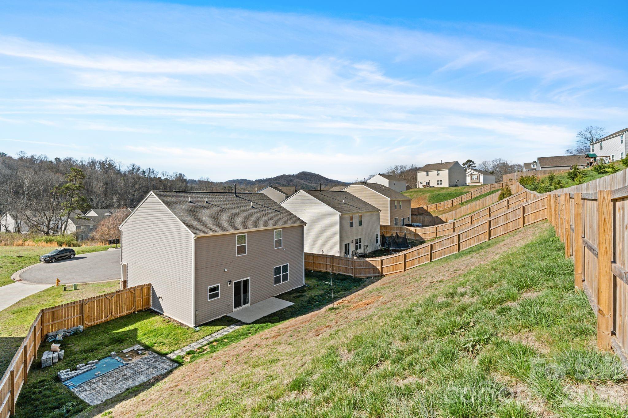 814 Monterey Court Asheville NC 28806