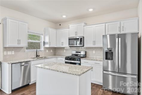 814 Monterey Court Asheville NC 28806