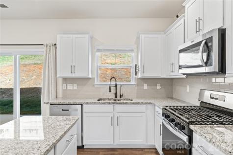 814 Monterey Court Asheville NC 28806