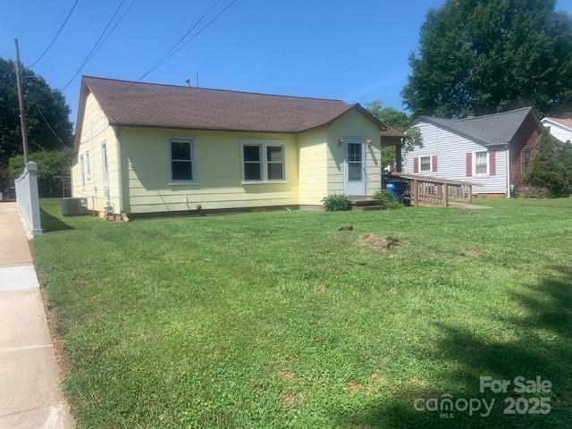 1242 Mitchell Avenue Statesville NC 28677