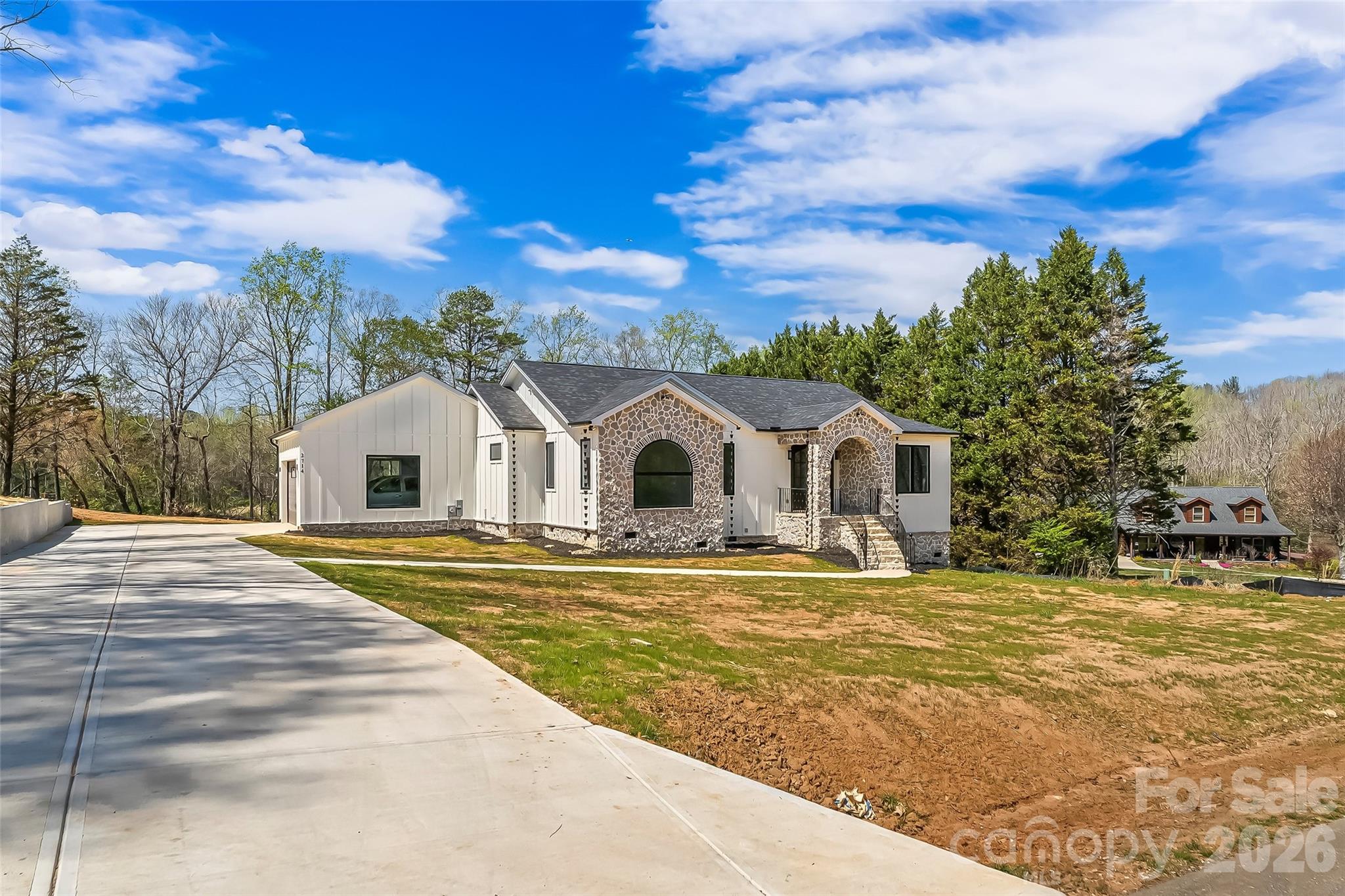 2714 Sides Avenue Connelly Springs NC 28612