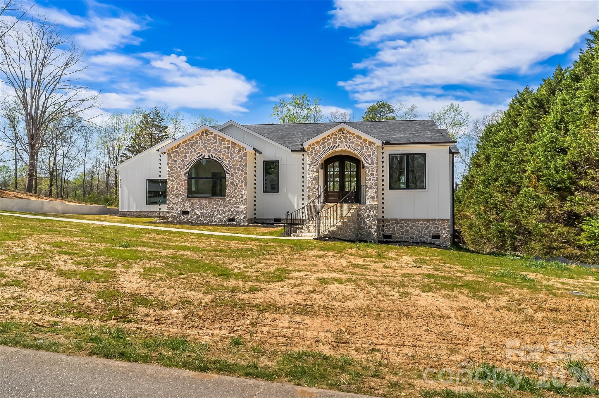 2714 Sides Avenue Connelly Springs NC 28612