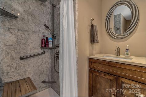 31 Mark Twain Road Asheville NC 28805