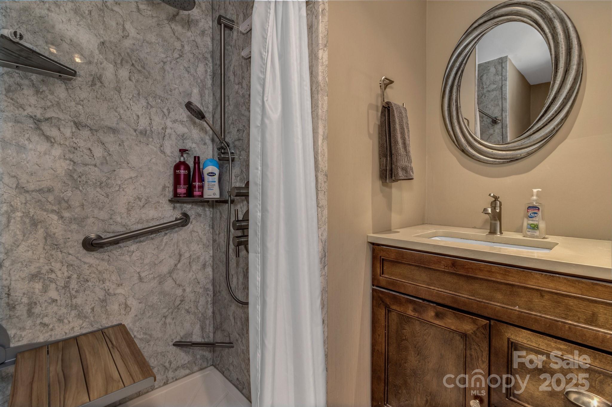 31 Mark Twain Road Asheville NC 28805