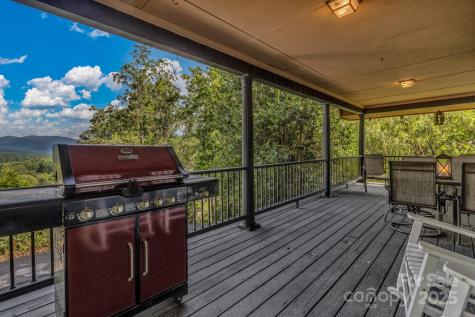 31 Mark Twain Road Asheville NC 28805