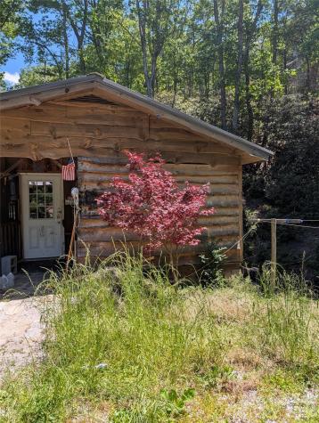 1034 Kyles Creek Road Hendersonville NC 28792