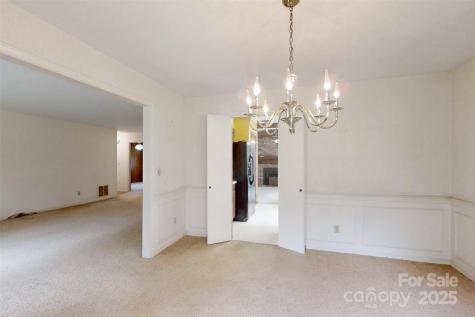 3204 Hickory Hill Road Hendersonville NC 28792