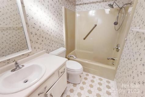 3204 Hickory Hill Road Hendersonville NC 28792