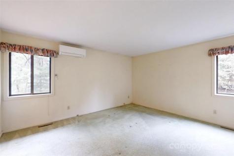 3204 Hickory Hill Road Hendersonville NC 28792