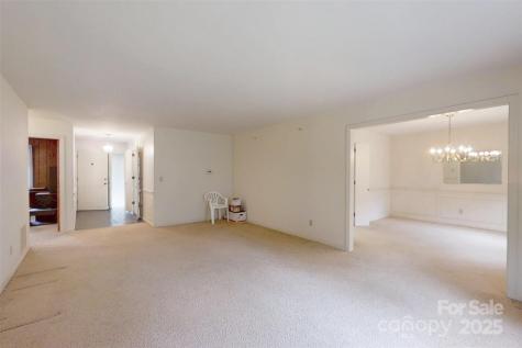 3204 Hickory Hill Road Hendersonville NC 28792