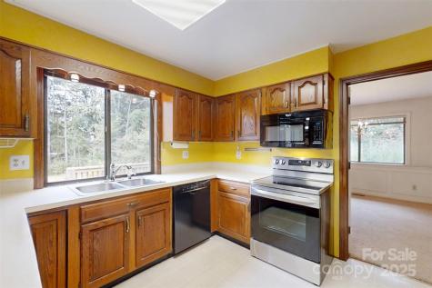 3204 Hickory Hill Road Hendersonville NC 28792