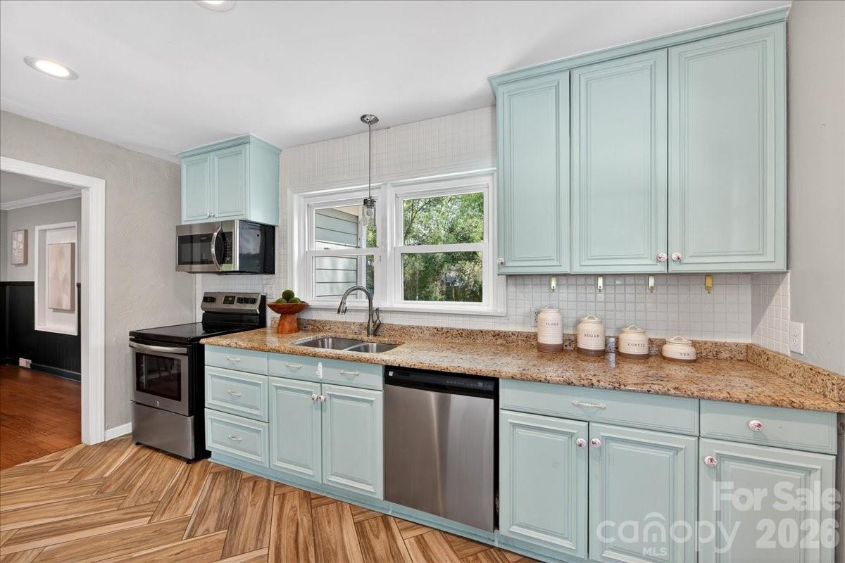 2034 Lanier Avenue Charlotte NC 28205