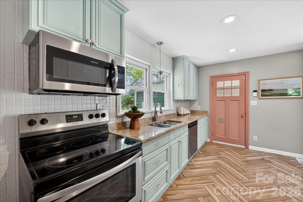 2034 Lanier Avenue Charlotte NC 28205