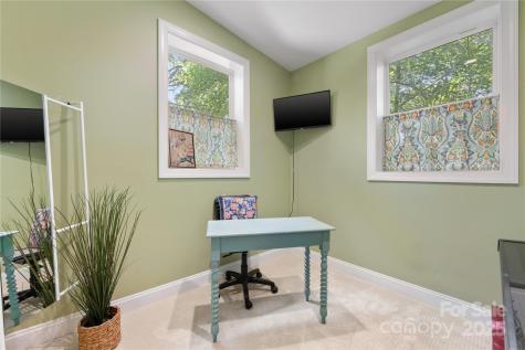 2034 Lanier Avenue Charlotte NC 28205