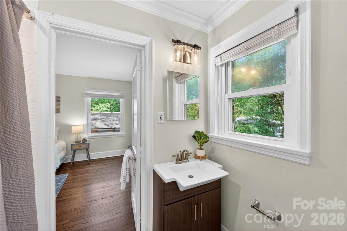 2034 Lanier Avenue Charlotte NC 28205