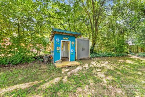 2034 Lanier Avenue Charlotte NC 28205