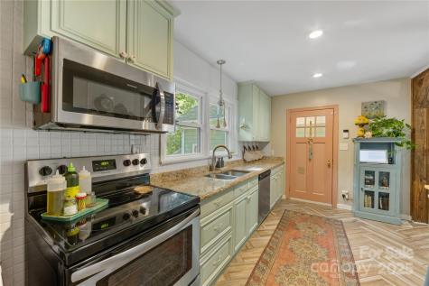 2034 Lanier Avenue Charlotte NC 28205