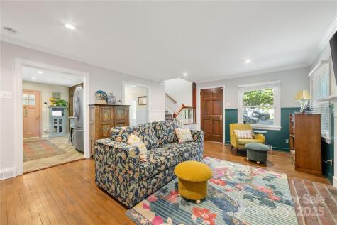 2034 Lanier Avenue Charlotte NC 28205