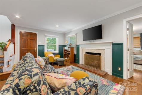 2034 Lanier Avenue Charlotte NC 28205