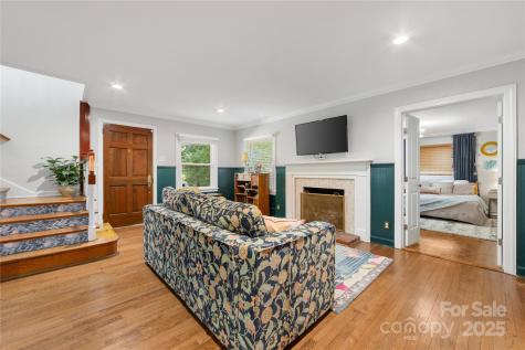 2034 Lanier Avenue Charlotte NC 28205