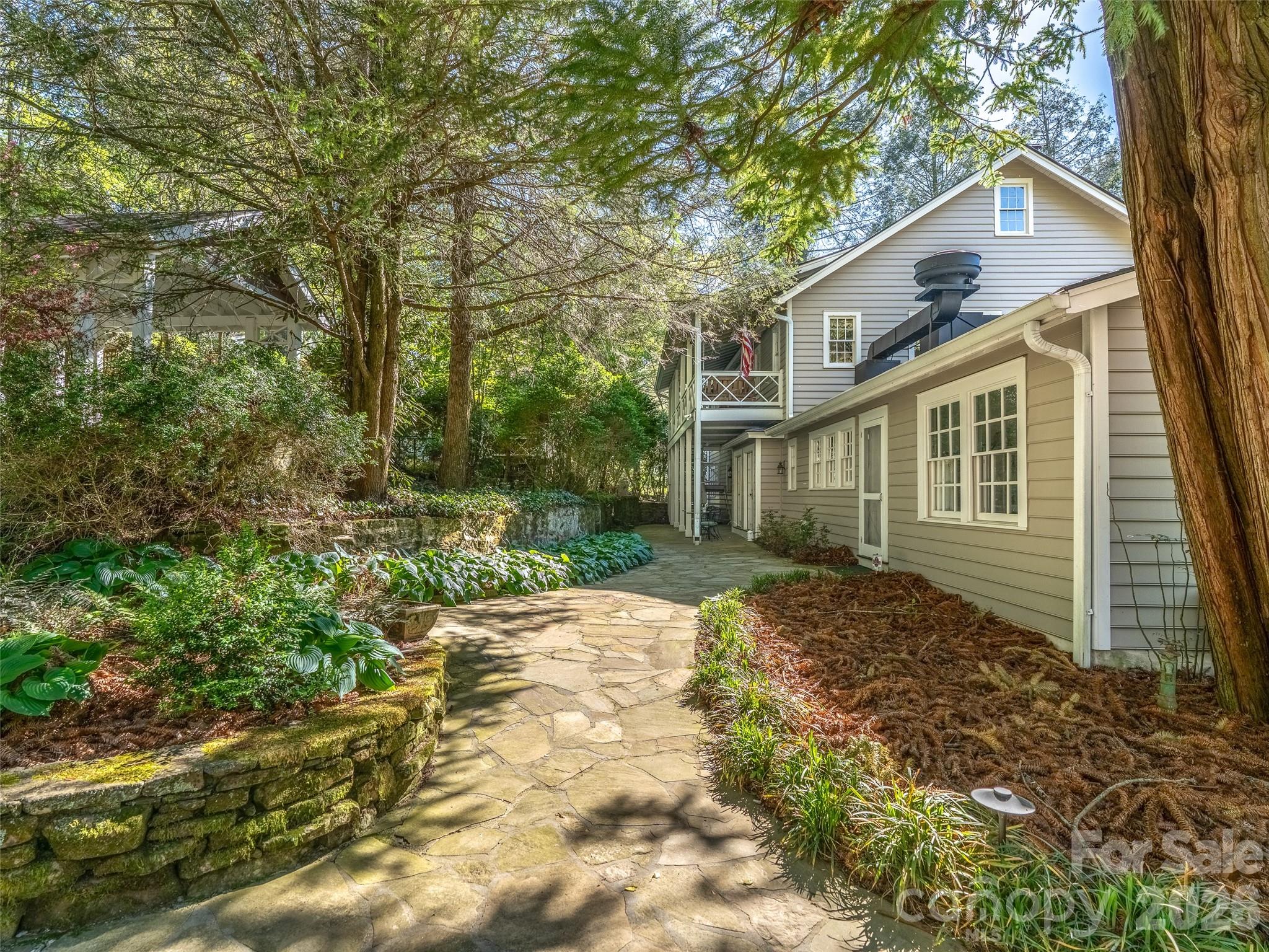 300 Ivy Terrace Drive Saluda NC 28773