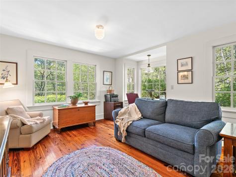 300 Ivy Terrace Drive Saluda NC 28773