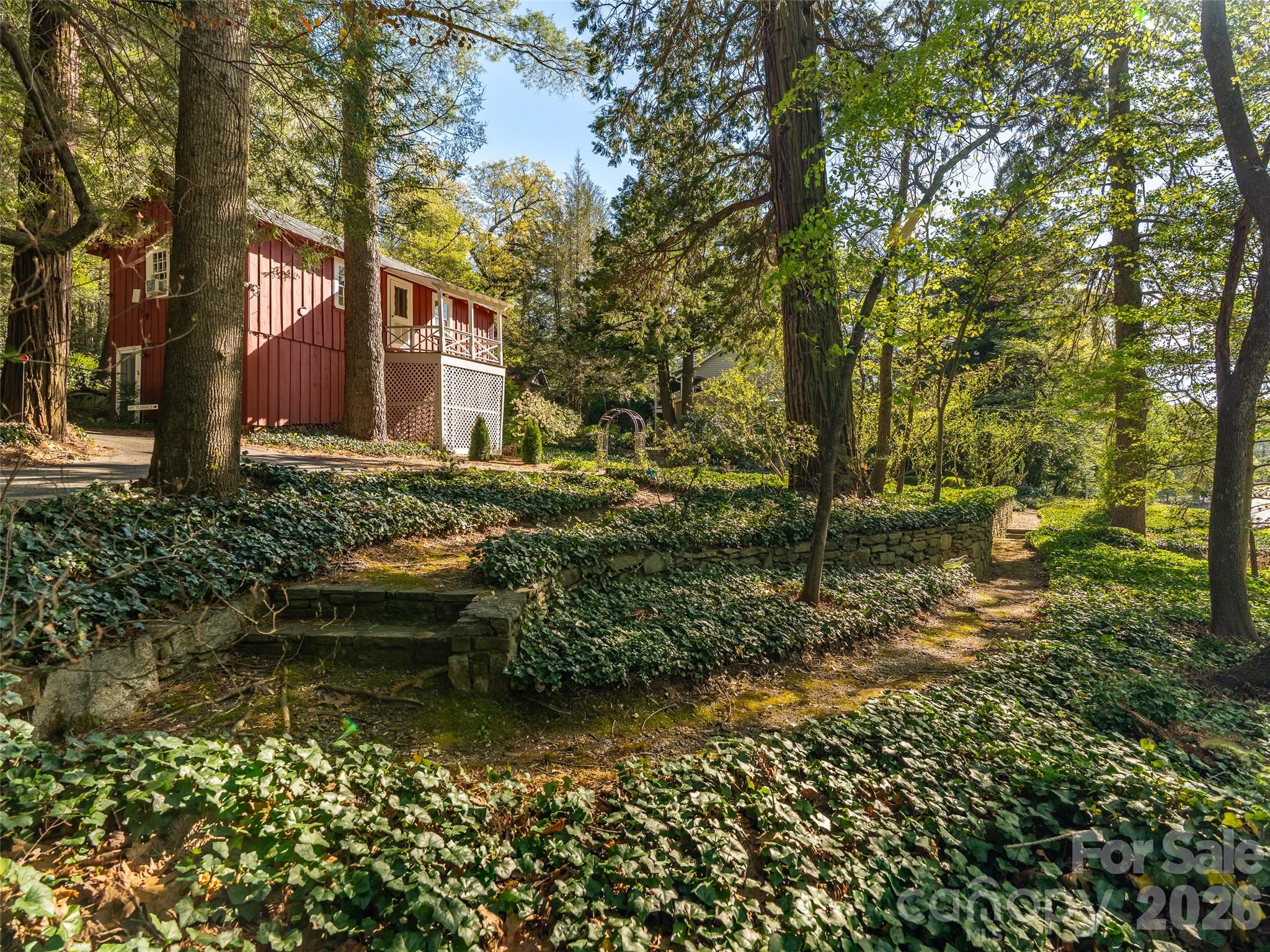300 Ivy Terrace Drive Saluda NC 28773