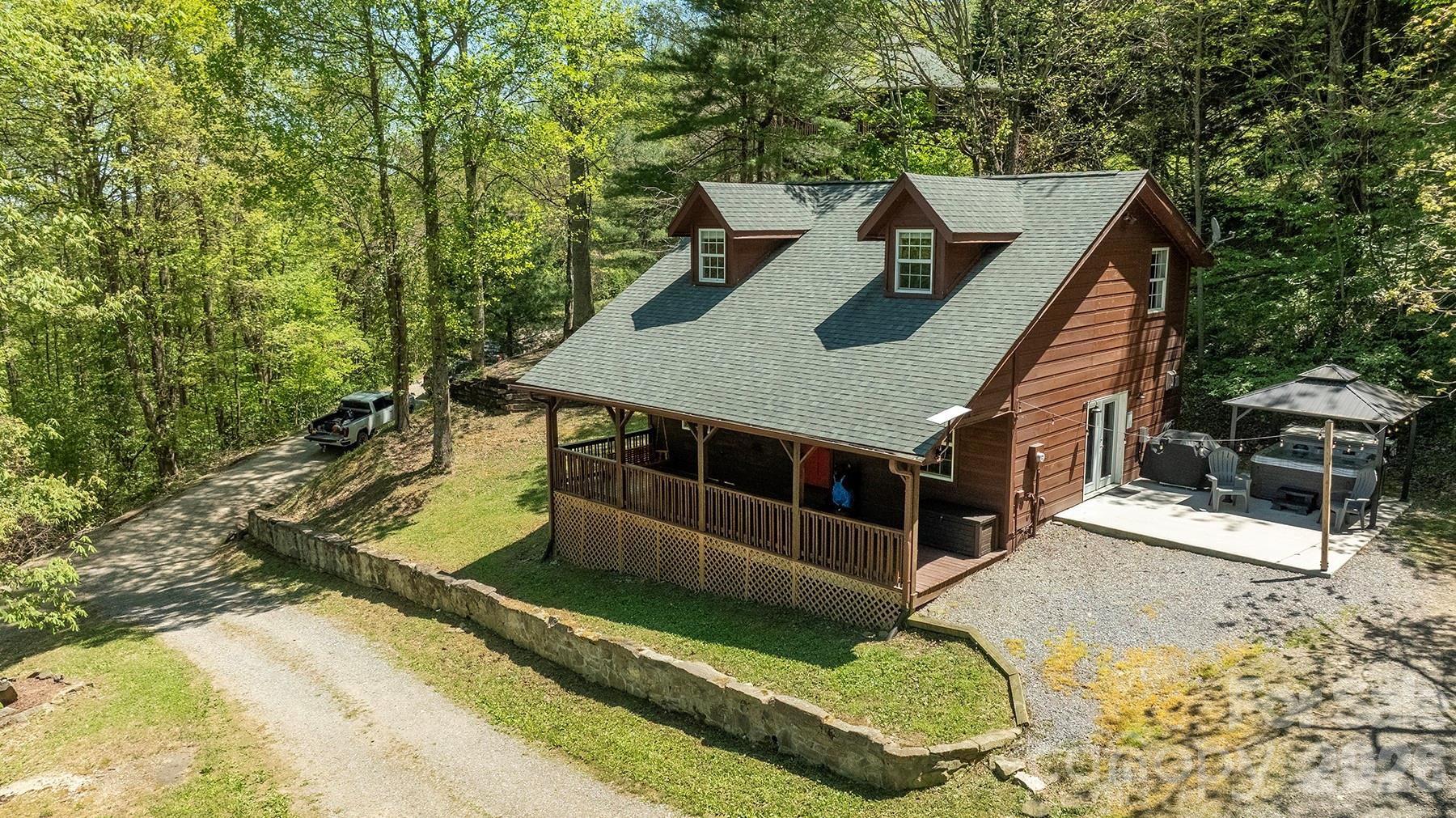 95 Lasso Lane Waynesville NC 28785