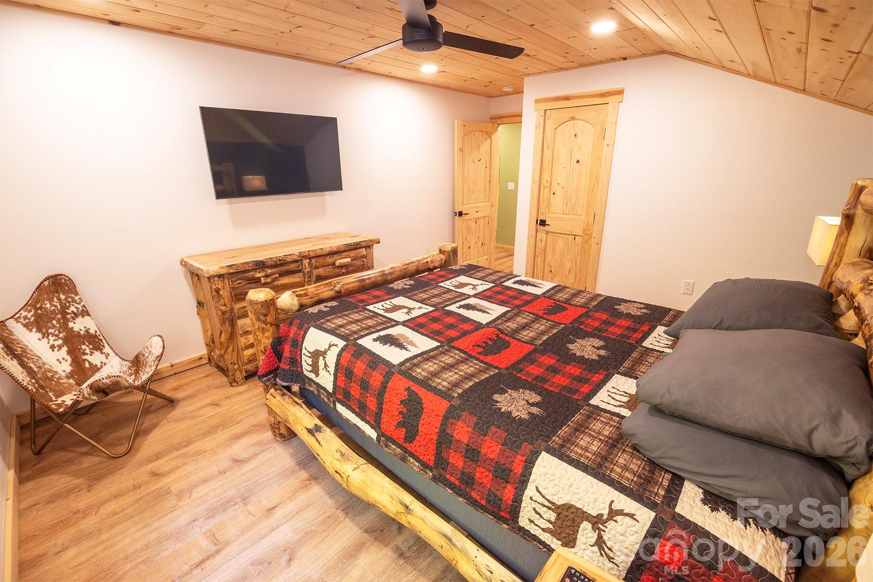 95 Lasso Lane Waynesville NC 28785