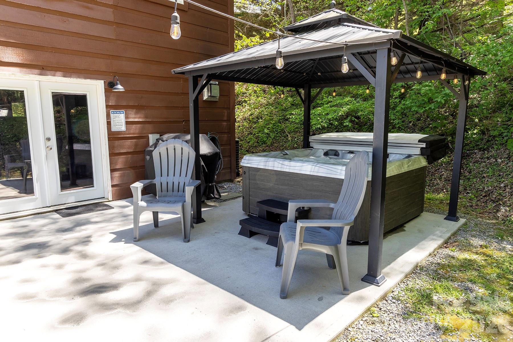 95 Lasso Lane Waynesville NC 28785