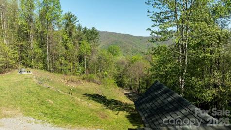 95 Lasso Lane Waynesville NC 28785