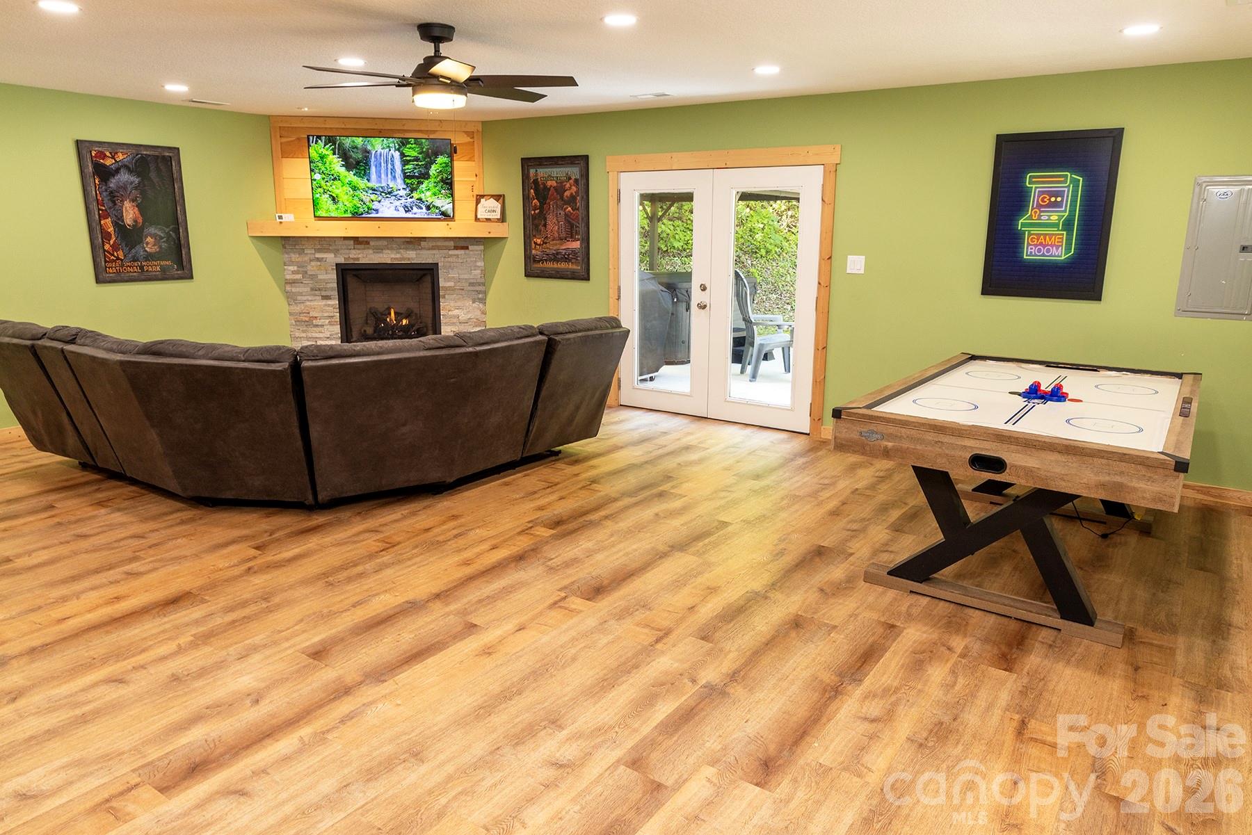 95 Lasso Lane Waynesville NC 28785
