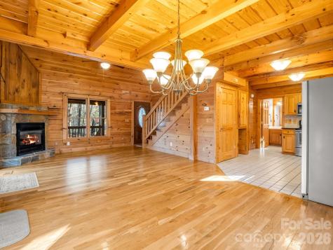 907 Hidden Lake Parkway Nebo NC 28761