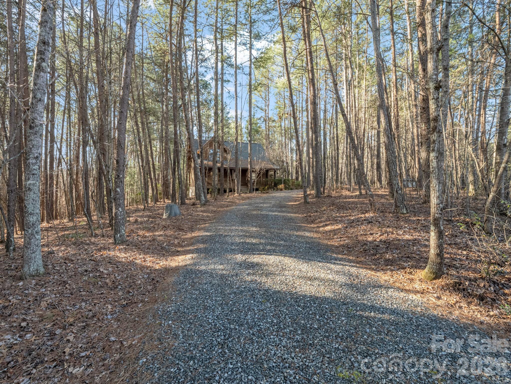 907 Hidden Lake Parkway Nebo NC 28761