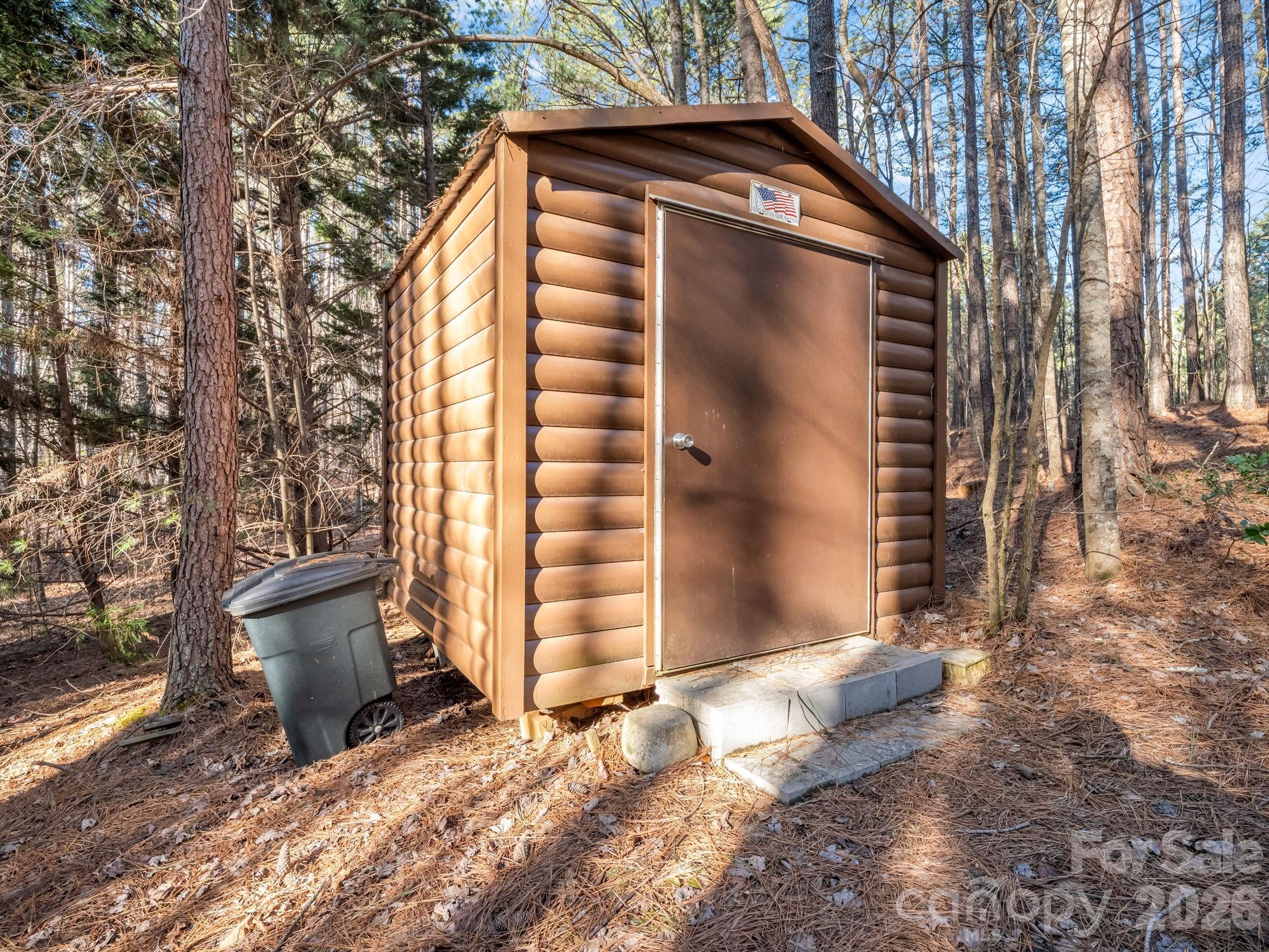 907 Hidden Lake Parkway Nebo NC 28761