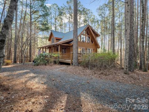 907 Hidden Lake Parkway Nebo NC 28761