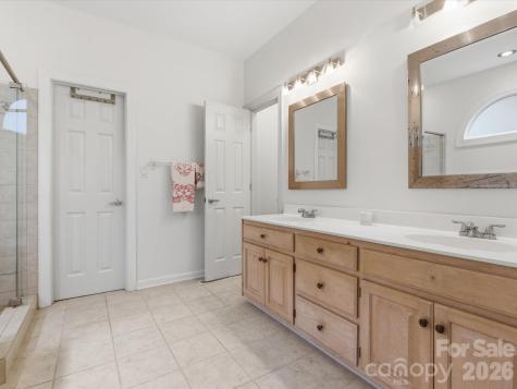 6909 Royce Court Charlotte NC 28277