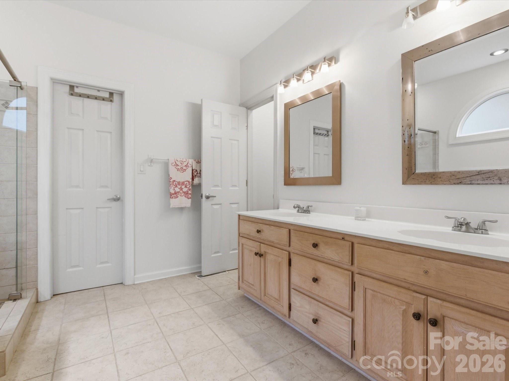 6909 Royce Court Charlotte NC 28277